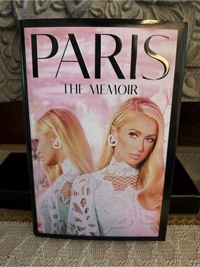 Paris The Memoir Book
